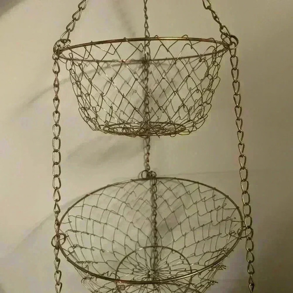 Copper 3  tier fruit hanging basket - Picture 3 of 4